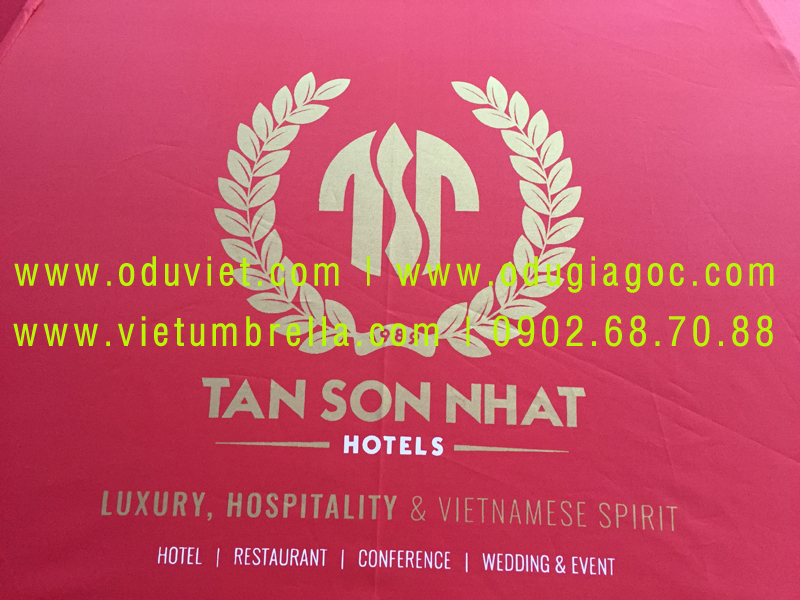 xưởng sản xuất ô dù cầm tay in logo quảng cáo